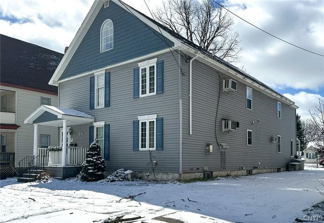 25 Greenman Avenue, Whitestown, NY 13417