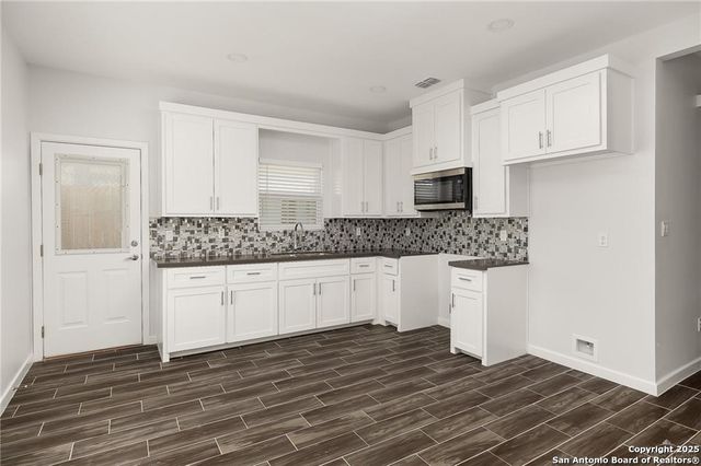 1322 Beverly Avenue, Weslaco, TX 78596