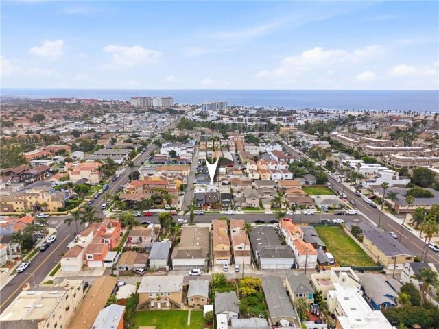 220 Detroit Avenue, Huntington Beach, CA 92648