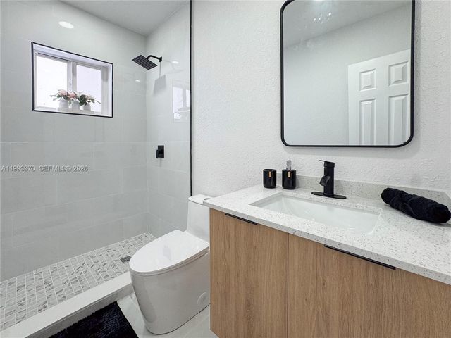 1822 NW 66th Street, Miami, FL 33147