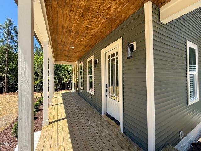 400 Pilot Ridge Road, Zebulon, NC 27597