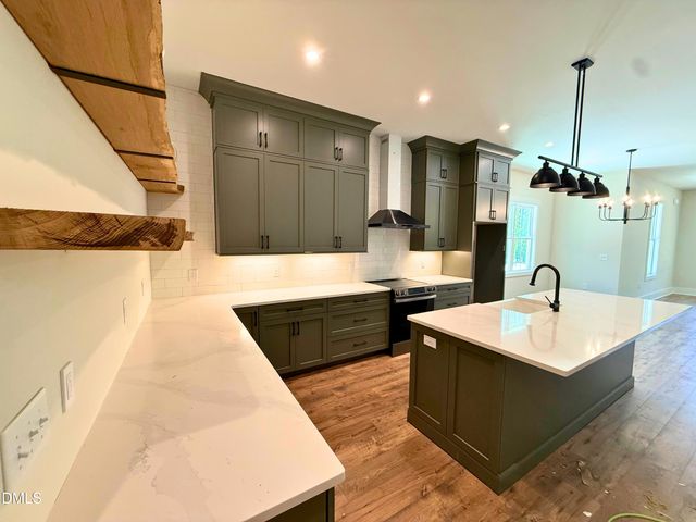400 Pilot Ridge Road, Zebulon, NC 27597