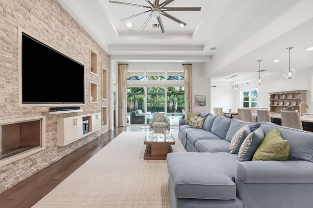 260 Carina Drive, Jupiter, FL 33478