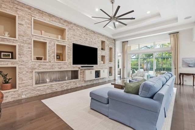260 Carina Drive, Jupiter, FL 33478