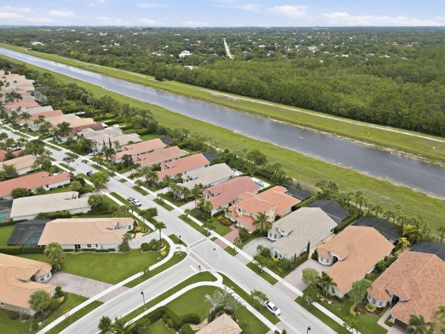 260 Carina Drive, Jupiter, FL 33478