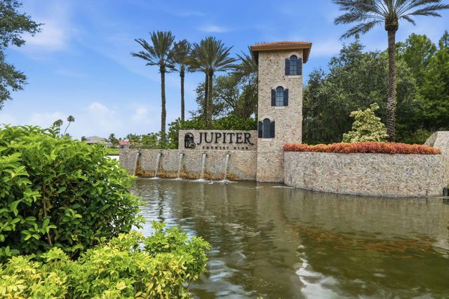 260 Carina Drive, Jupiter, FL 33478