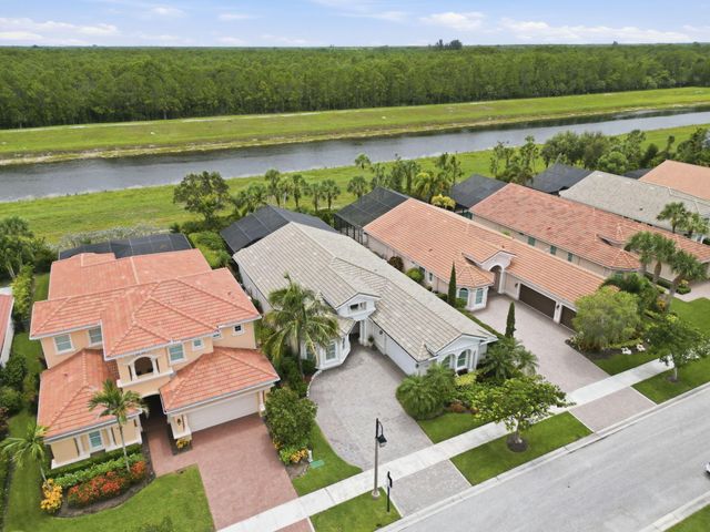 260 Carina Drive, Jupiter, FL 33478