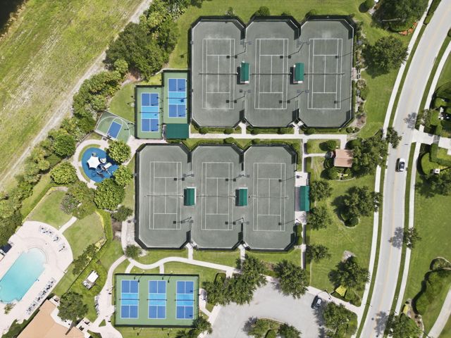 260 Carina Drive, Jupiter, FL 33478