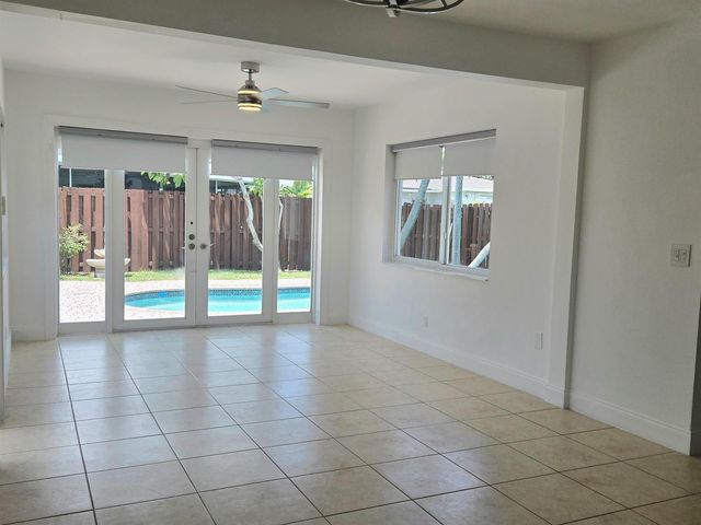806 N 31st Court, Hollywood, FL 33021