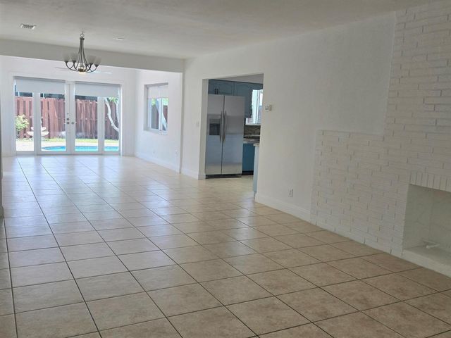 806 N 31st Court, Hollywood, FL 33021