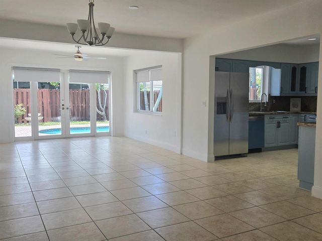 806 N 31st Court, Hollywood, FL 33021