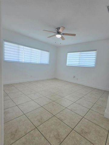 806 N 31st Court, Hollywood, FL 33021