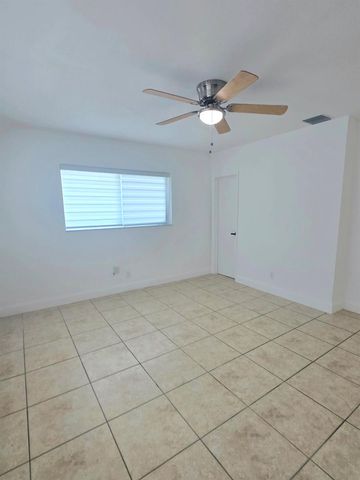 806 N 31st Court, Hollywood, FL 33021
