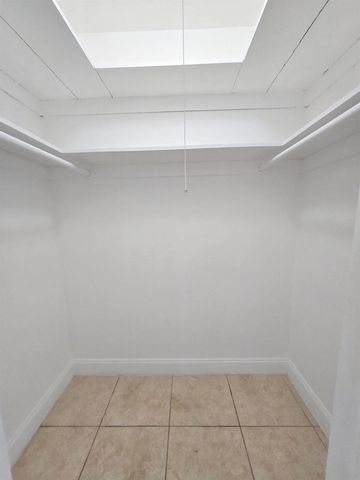 806 N 31st Court, Hollywood, FL 33021