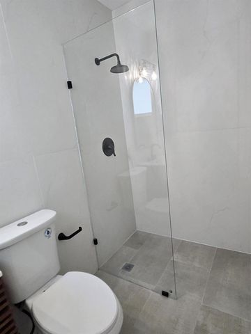 806 N 31st Court, Hollywood, FL 33021