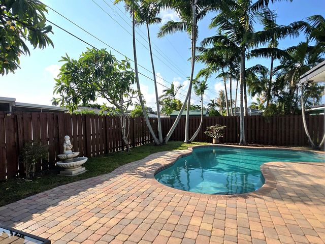 806 N 31st Court, Hollywood, FL 33021