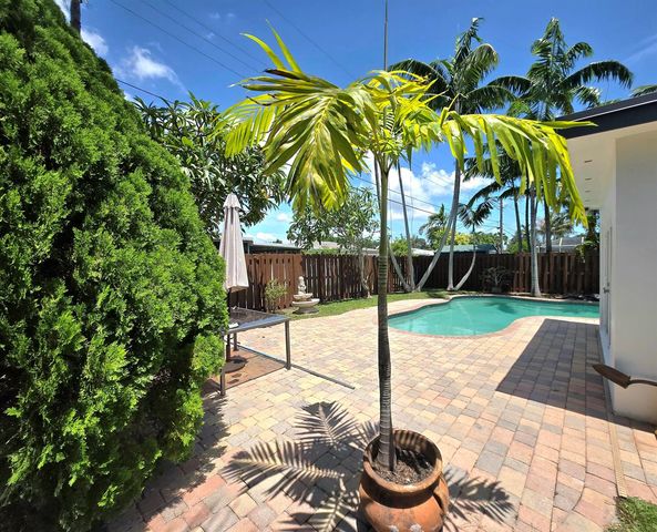 806 N 31st Court, Hollywood, FL 33021