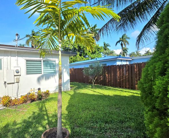 806 N 31st Court, Hollywood, FL 33021