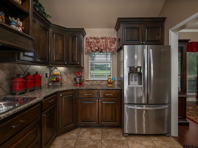 11718 County Road 2174, Whitehouse, TX 75791