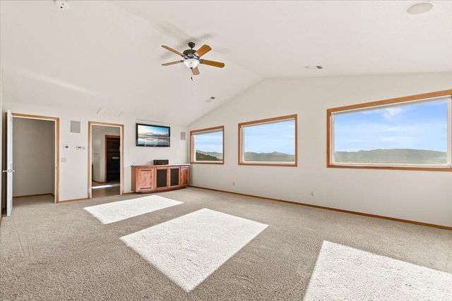 4002 Dry Creek Road, Medford, OR 97504