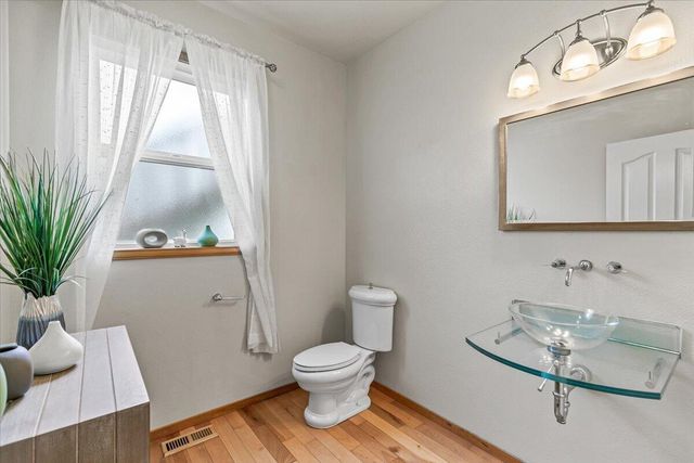 4002 Dry Creek Road, Medford, OR 97504