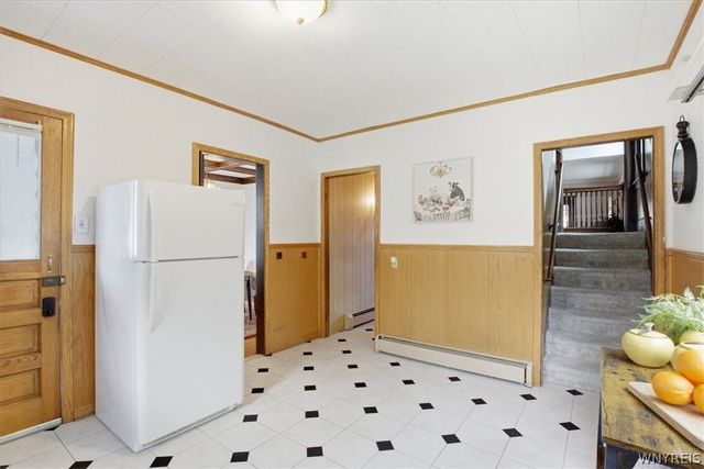 98 Tillinghast Place, Buffalo, NY 14216