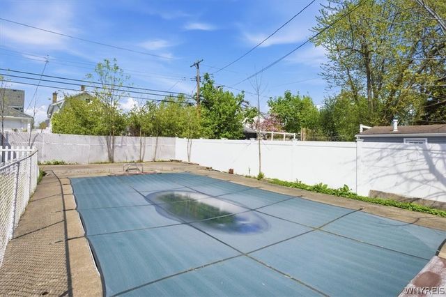 98 Tillinghast Place, Buffalo, NY 14216