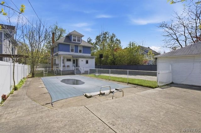 98 Tillinghast Place, Buffalo, NY 14216