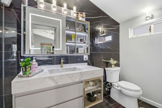 36985 Walnut Street, Newark, CA 94560