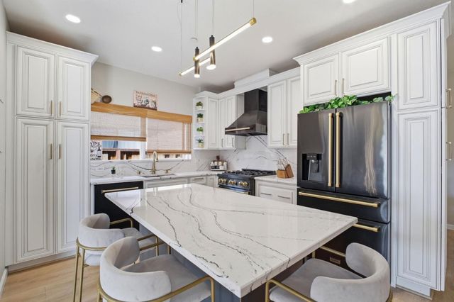 36985 Walnut Street, Newark, CA 94560