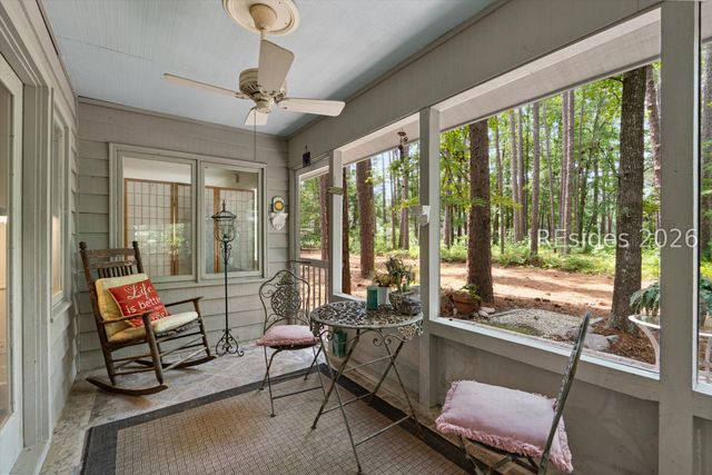 25 Fernwood Ct, Hilton Head Island, SC 29926