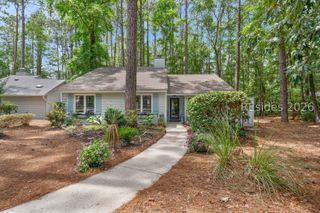 25 Fernwood Ct, Hilton Head Island, SC 29926