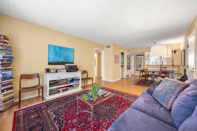 2425 Ashdale DR 47, Austin, TX 78757