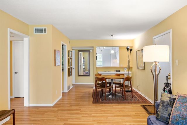 2425 Ashdale DR 47, Austin, TX 78757