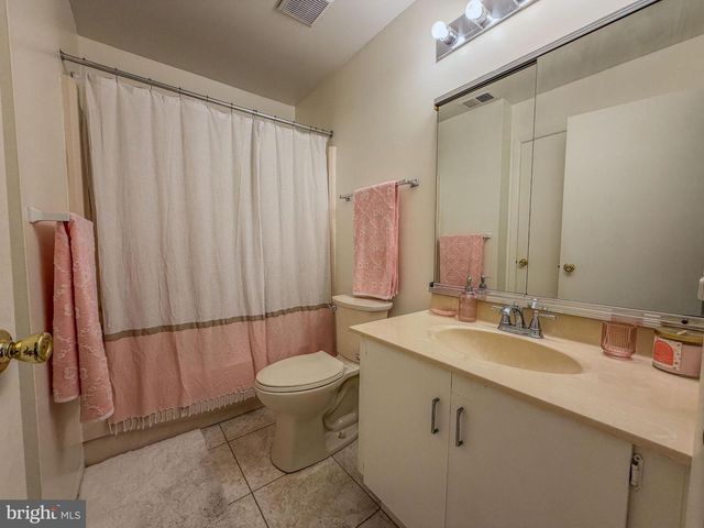 117 ASHTON CT, West Deptford, NJ 08051