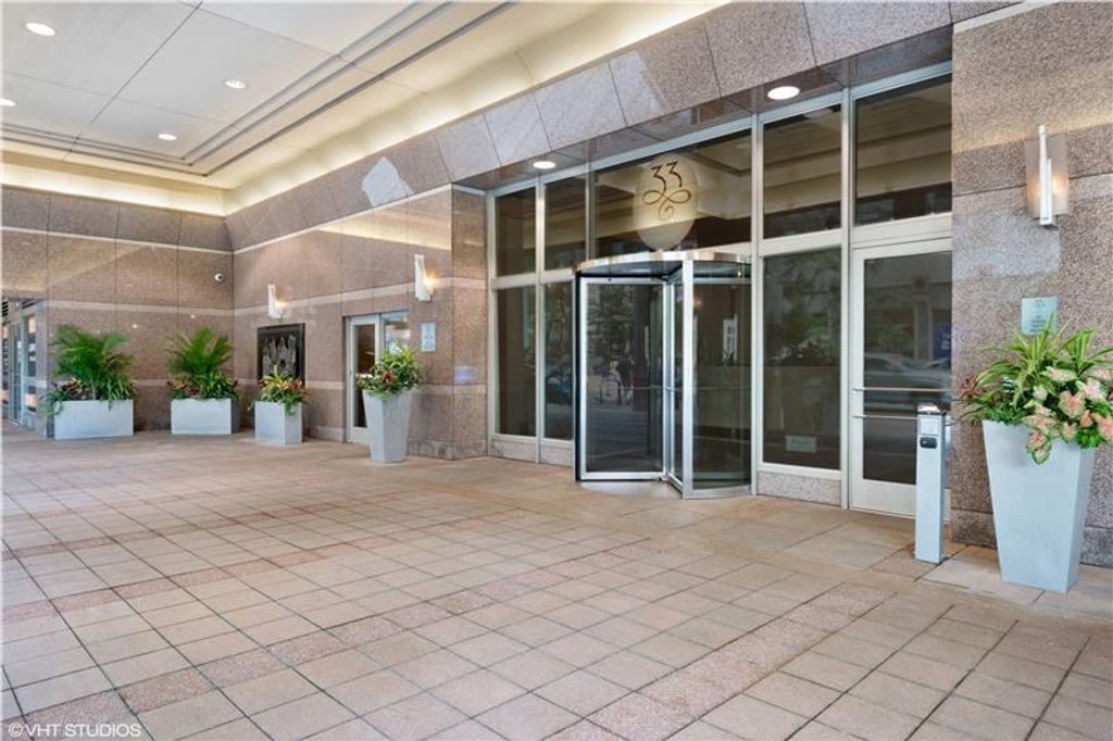 33 W Ontario Street 41ES, Chicago, IL 60654 — photo 4