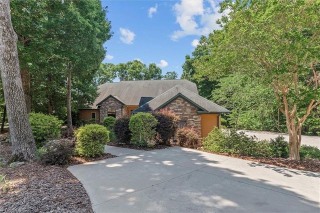 172 Lawson's Lookout, Denton, NC 27239