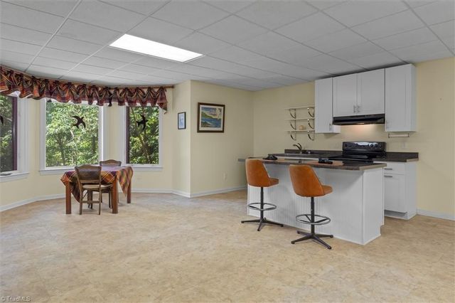 172 Lawson's Lookout, Denton, NC 27239