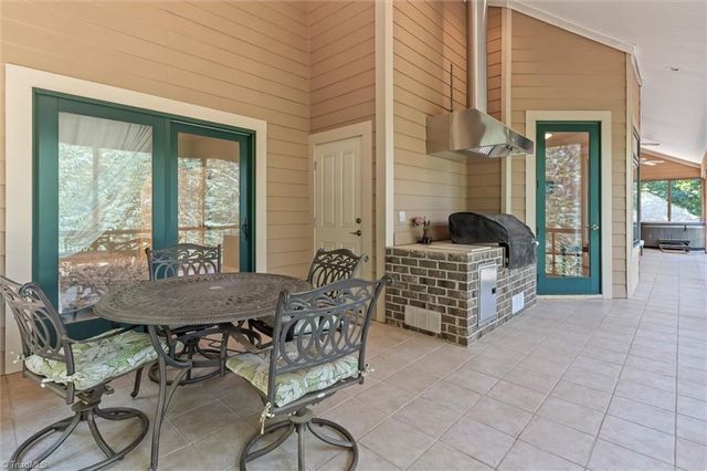 172 Lawson's Lookout, Denton, NC 27239