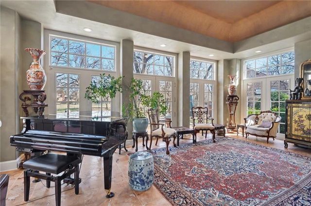 4412 Nicklaus Drive, Lawrence, KS 66047