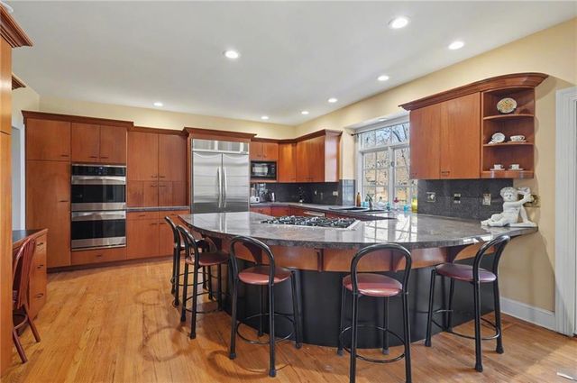 4412 Nicklaus Drive, Lawrence, KS 66047