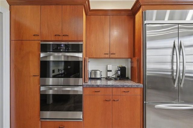 4412 Nicklaus Drive, Lawrence, KS 66047