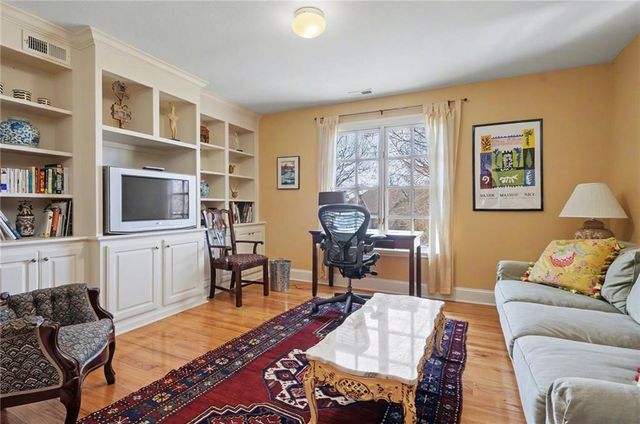 4412 Nicklaus Drive, Lawrence, KS 66047