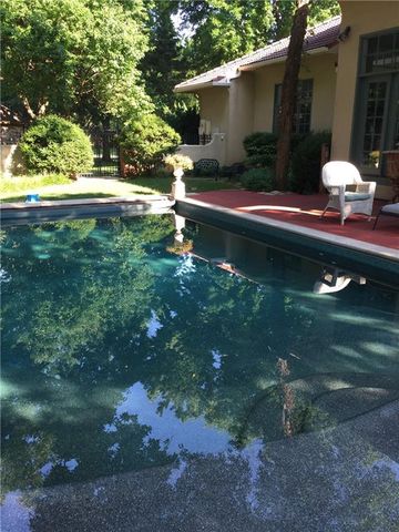 4412 Nicklaus Drive, Lawrence, KS 66047