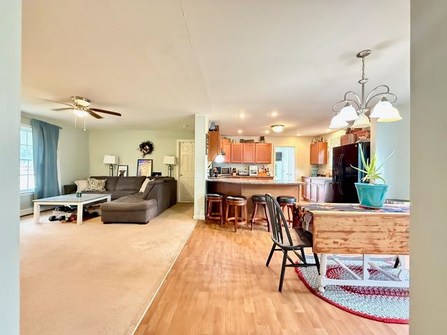 3 Major John Simpson Way, Deerfield, NH 03037