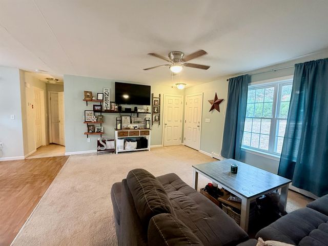 3 Major John Simpson Way, Deerfield, NH 03037