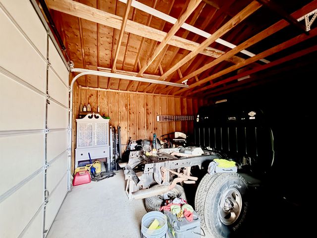 3 Major John Simpson Way, Deerfield, NH 03037