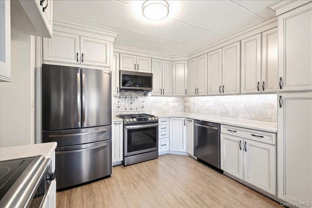 540 Ellsworth Avenue D2, Bronx, NY 10465