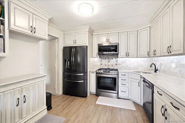 540 Ellsworth Avenue D2, Bronx, NY 10465