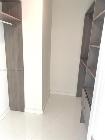 851 NE 1st Ave 2602, Miami, FL 33132